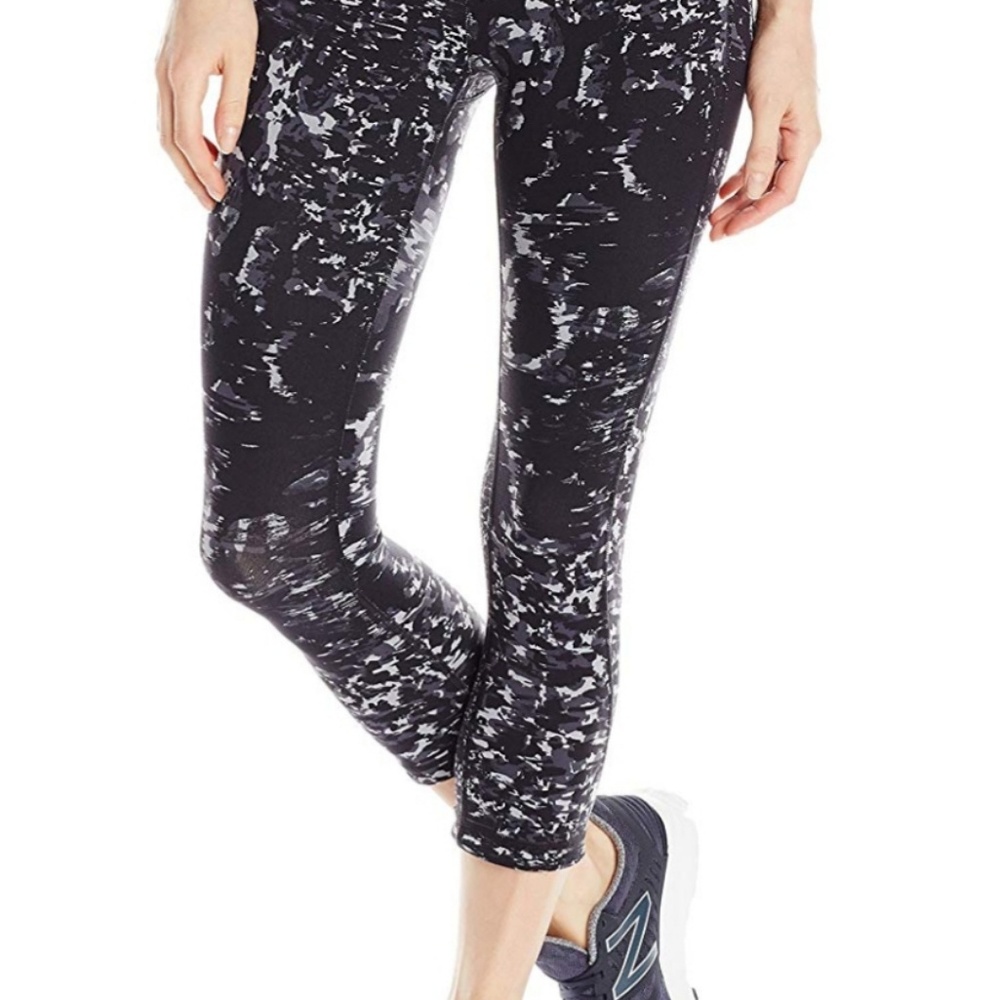 New Balance Women's Premium Performance Capri